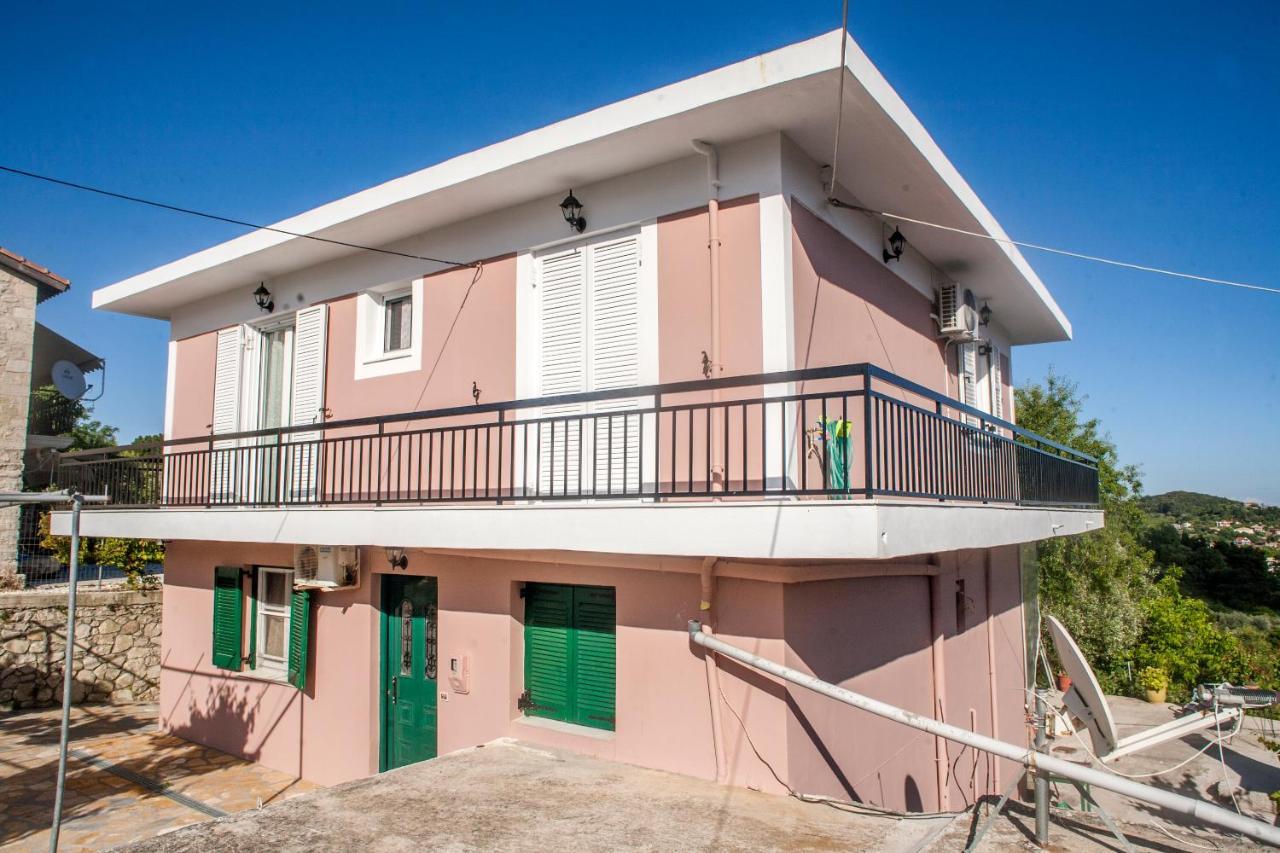 Casa Serena Asprogerakata エクステリア 写真